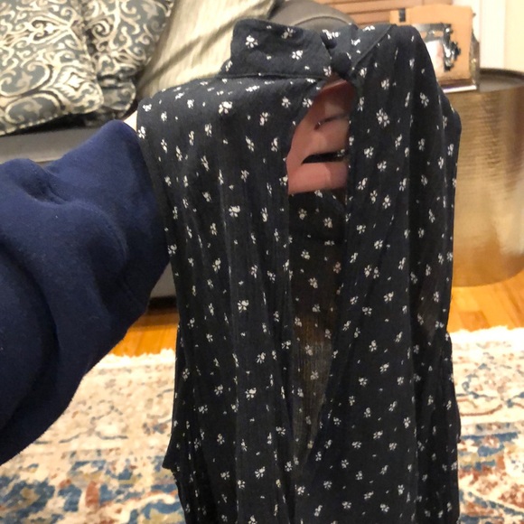 Open Shoulder Top - Picture 6 of 8